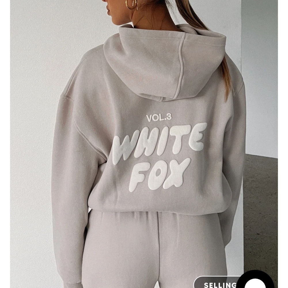 White fox offstage hoodie in moon size xs/s
